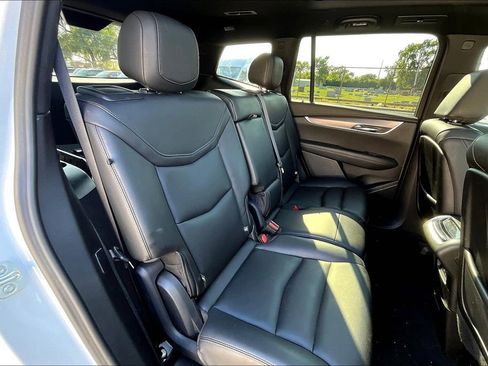 Used 2024 Cadillac XT6 Luxury w/ LPO, Floor Liner Package image 26