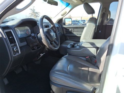 Used 2017 RAM 1500 Express image 12