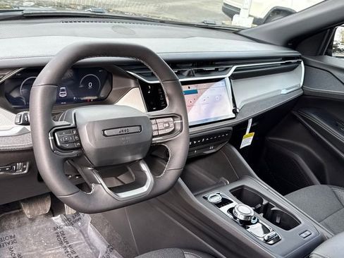 New 2026 Jeep Cherokee Laredo image 16