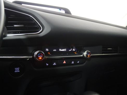 Used 2022 MAZDA CX-30 AWD 2.5 S w/ Premium Package image 24