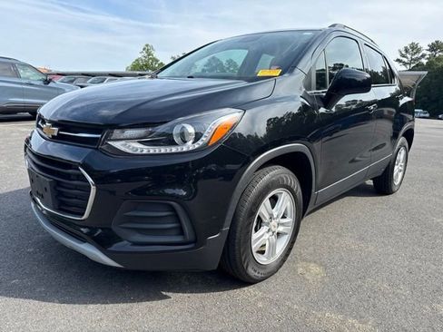 Used 2019 Chevrolet Trax LT w/ LT Convenience Package AWD/4WD image 1