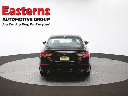 Used 2018 Honda Accord Touring image 36