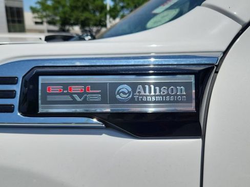 Used 2024 GMC Sierra 2500 Pro w/ Convenience Package AWD/4WD image 24