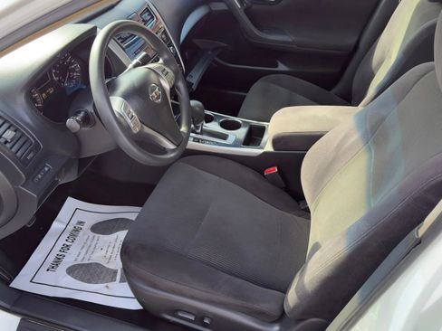 Used 2013 Nissan Altima 2.5 S image 9