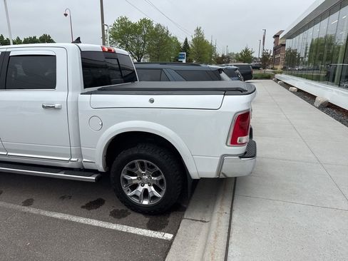 Used 2017 RAM 1500 Limited AWD/4WD image 5