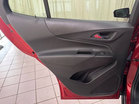 Certified 2024 Chevrolet Equinox LT image 34