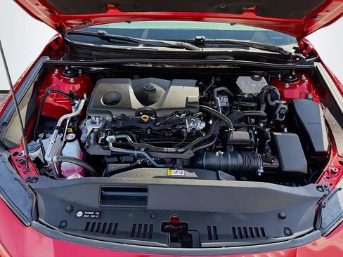 Used 2025 Toyota Camry SE FWD image 28