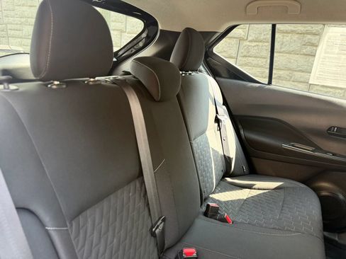Used 2021 Nissan Kicks S FWD image 32