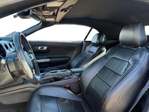 Used 2023 Ford Mustang Premium image 9