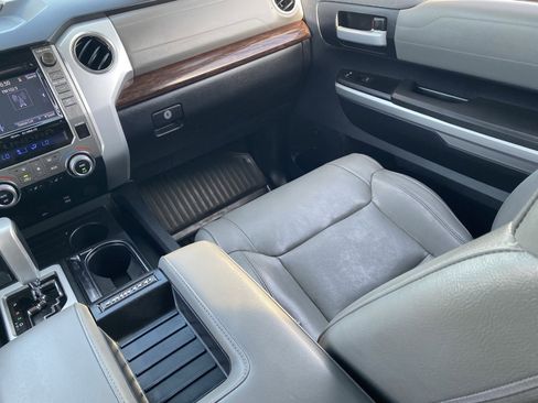 Used 2014 Toyota Tundra Limited image 17