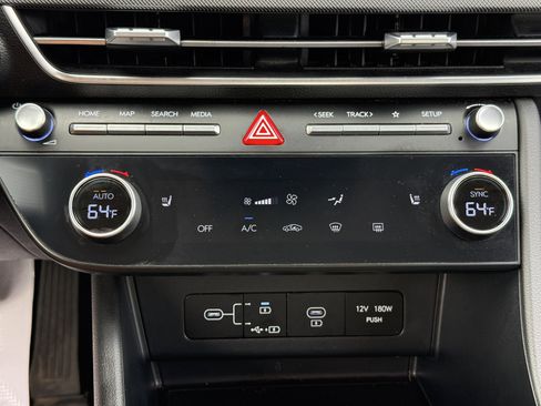 Used 2025 Hyundai Sonata SEL FWD image 17