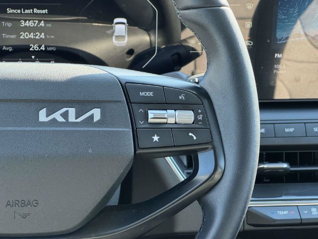 Used 2025 Kia K4 EX FWD image 24