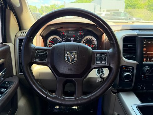 Used 2015 RAM 1500 Big Horn RWD image 28