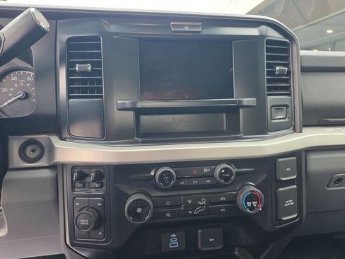 Used 2025 Ford F350 XLT image 25