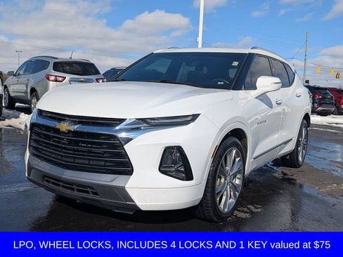 Used 2019 Chevrolet Blazer Premier w/ Sun and Wheels Package AWD/4WD image 3