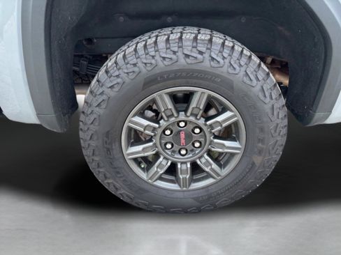 Used 2024 GMC Sierra 1500 AT4X AWD/4WD image 14