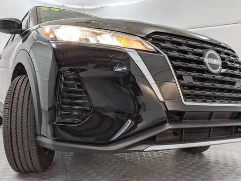 Used 2024 Nissan Kicks S FWD image 22