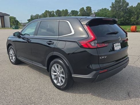 Used 2025 Honda CR-V EX image 11