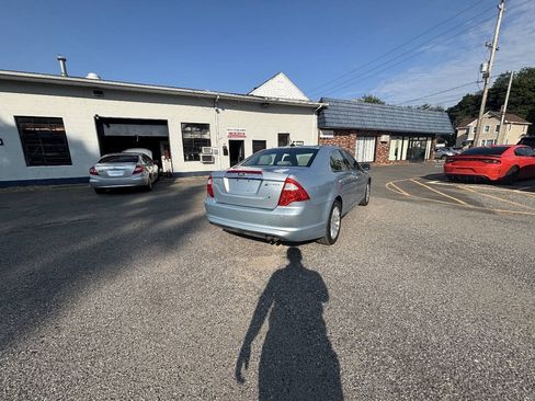Used 2011 Ford Fusion Hybrid FWD image 9