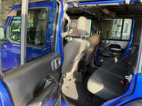 Used 2018 Jeep Wrangler Unlimited Sport AWD/4WD image 20