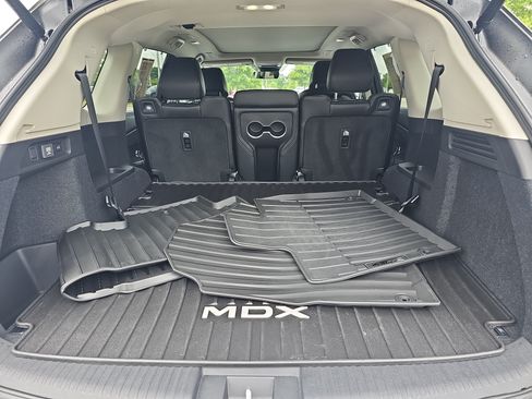 Certified 2026 Acura MDX FWD w/ Technology Package image 12