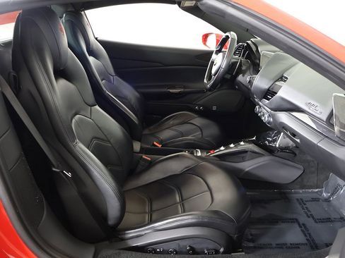 Used 2019 Ferrari 488 Spider RWD image 34
