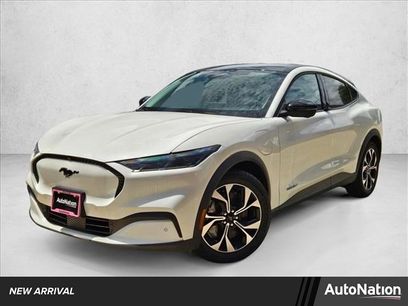 New 2025 Ford Mustang Mach-E Select w/ Comfort Package Lite