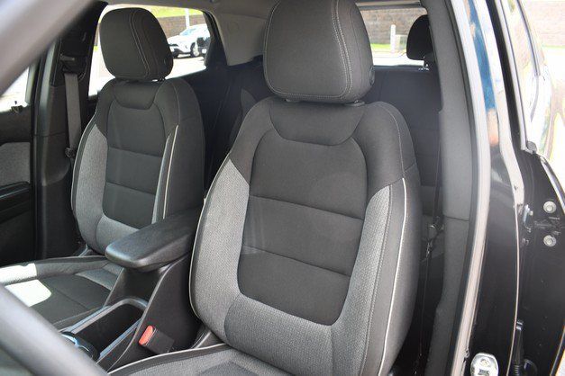 Used 2024 Chevrolet TrailBlazer LT w/ Driver Confidence Package FWD image 17