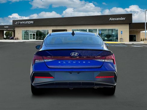 New 2026 Hyundai Elantra SEL Sport Premium FWD image 6