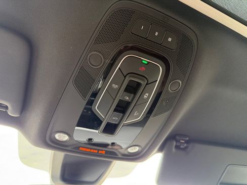 Used 2020 Audi Q5 2.0T Premium Plus w/ Premium Plus Package image 40