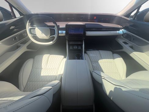 Certified 2024 Lincoln Nautilus Black Label w/ Jet Appearance Package (87T) AWD/4WD image 10