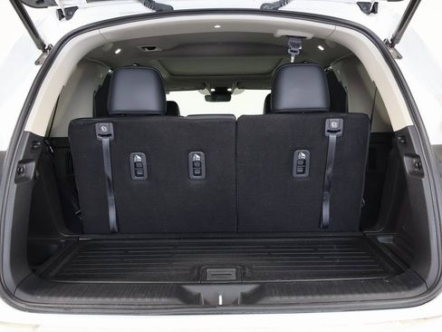 Used 2025 Honda Pilot Elite image 15