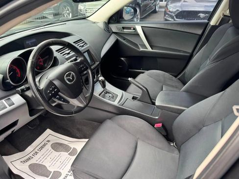 Used 2011 MAZDA MAZDA3 s Sport FWD image 4