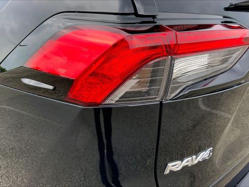 Used 2024 Toyota RAV4 SE AWD/4WD image 28