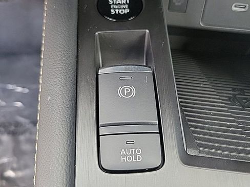 New 2025 Nissan Kicks SV w/ SV Premium Package image 22