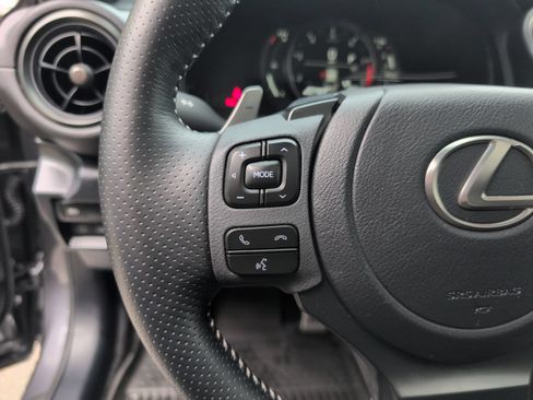Used 2024 Lexus IS 500 RWD image 17