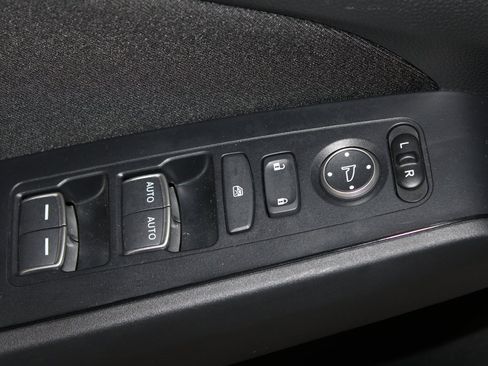 Certified 2025 Honda Civic Sport image 9