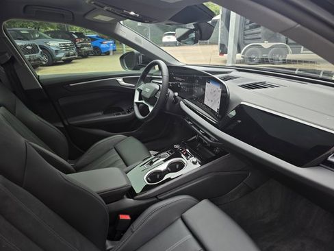 Used 2026 Audi A6 Premium Plus w/ Premium Plus Package image 11