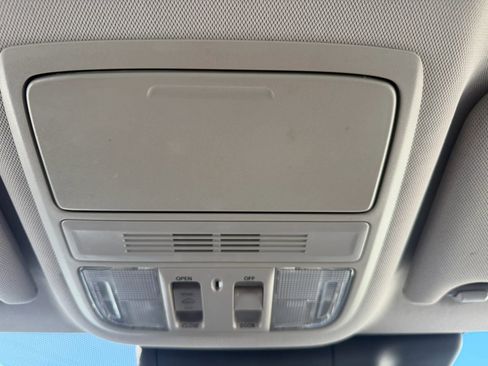 Used 2018 Honda Accord EX-L image 29
