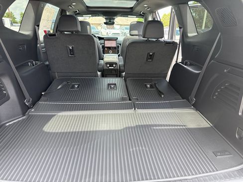 New 2026 GMC Acadia Elevation w/ Elevation Premium Package FWD image 15