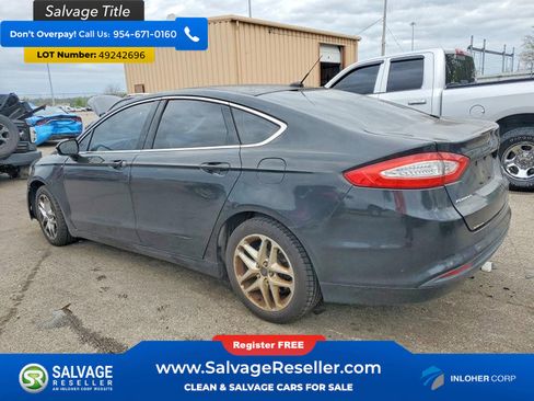 Used 2013 Ford Fusion SE FWD image 3