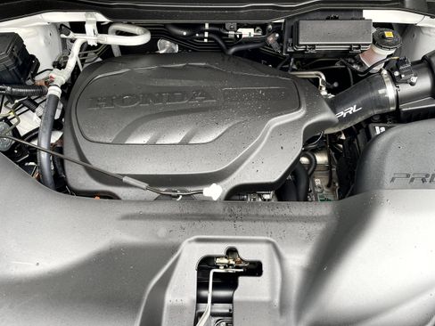 Used 2025 Honda Ridgeline Black Edition image 7