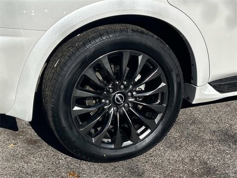 Used 2024 Nissan Armada Platinum w/ Cargo Package image 11