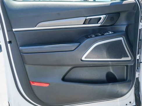 Used 2021 Kia Telluride S AWD/4WD image 17