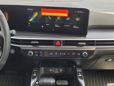 New 2026 Kia Sorento S w/ S Panoramic Sunroof Package FWD image 17