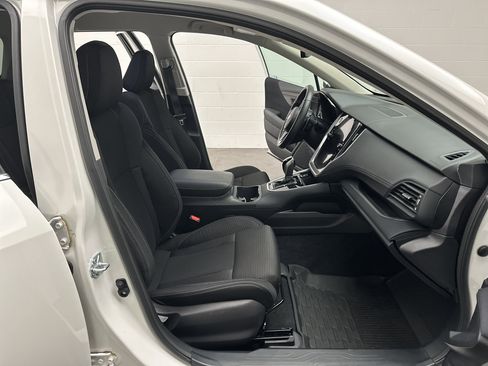 Used 2025 Subaru Outback Premium w/ Popular Package #1A image 21