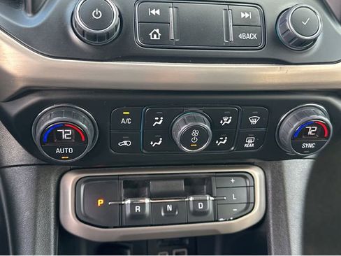 Certified 2023 GMC Acadia Denali FWD image 20