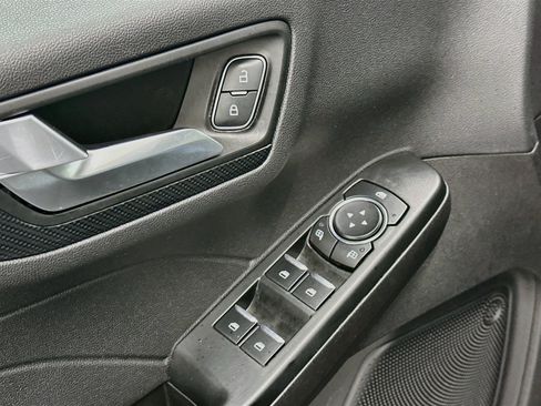 Used 2025 Ford Escape ST-Line Select AWD/4WD image 15