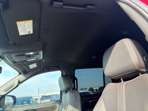 Used 2025 Chevrolet Tahoe RST w/ Comfort Package AWD/4WD image 20
