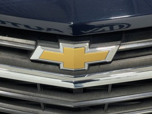 Used 2020 Chevrolet Equinox LT image 36